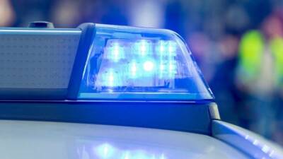 Полиция Гамбурга заявила о возможном нахождении вооруженного юноши в школе