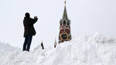 В МИЦ «Известия» расскажут об аномальных погодных явлениях