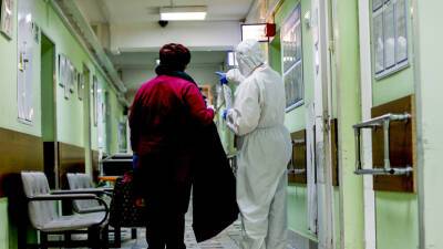 В Кировской области подтвердили 933 случая коронавируса за сутки