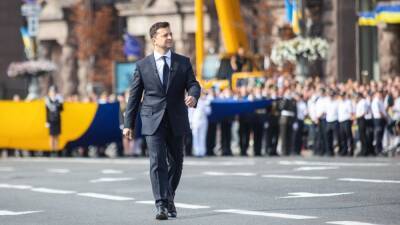 Президент Украины предложил отменить обязательный призыв в армию