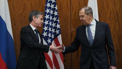Госсекретарь Блинкен заявил Лаврову о готовности США обсуждать вопросы безопасности