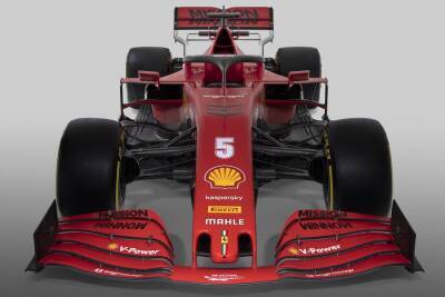 Новый болид команды "Феррари" получил название F1-75. ФОТО