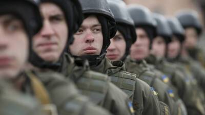 Зеленский анонсировал отмену обязательного военного призыва