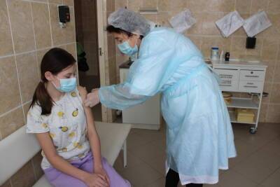 В Тверской области от коронавируса начнут прививать подростков