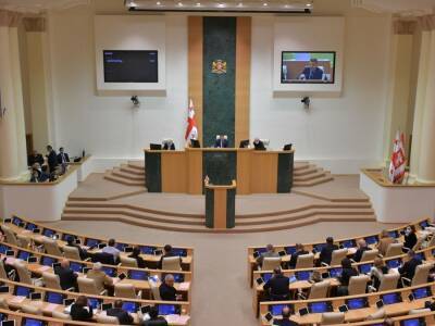 Парламент Грузии принял резолюцию в поддержку Украины
