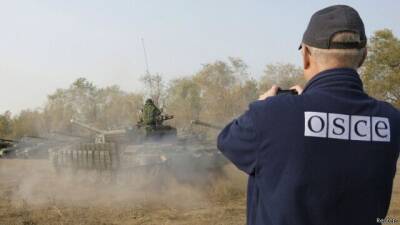 Война на Донбассе: в ОРДЛО наблюдатели ОБСЕ обнаружили более ста танков