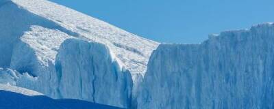 Ученые ААНИИ достали из скважины в Антарктиде лед возрастом почти 600 тысяч лет
