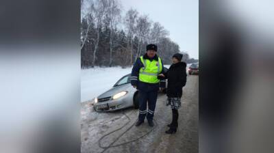 В Воронежской области 31-летняя автомобилистка вылетела в кювет и застряла