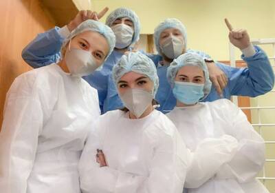 Более 700 студентов КемГМУ помогают врачам в лечебных учреждениях Кемеровской области