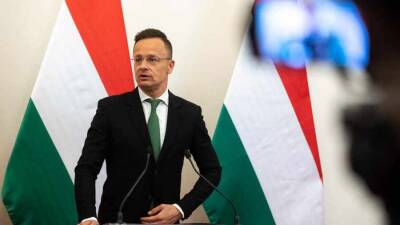Глава МИД Венгрии: Санкции против России не работают, они провальные