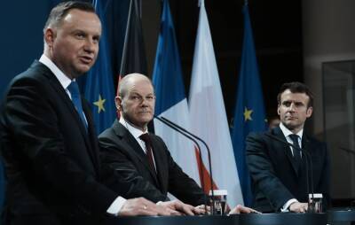 ФРГ, Франция и Польша призвали Россию начать предметный диалог по безопасности в Европе