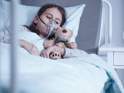 Врач-педиатр предупредил о смертельно опасном симптоме при «омикроне» у детей