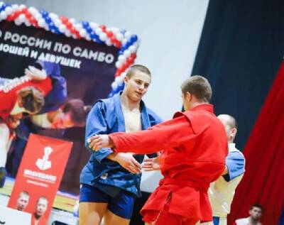 Смоленские самбисты выиграли медали на Первенстве России