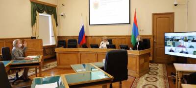Министры отчитались в парламенте Карелии о ликвидации неразберихи с выплатами компенсаций за ЖКУ