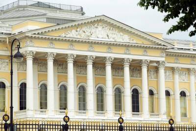Музеи лишились до 40 % посетителей из-за действующих ограничений для детей в Петербурге