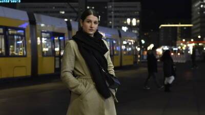 Нападение на 17-летнюю девушку в Берлине: «Я кричала, плакала и умоляла о помощи»