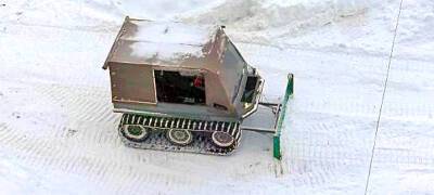 Соцсети: Самодельный мини-трактор чистит снег в поселке Карелии (ФОТОФАКТ)