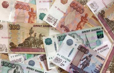 На выплаты больничных россиянам направят более 76,5 млрд рублей