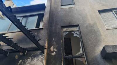"Мы спаслись чудом": семья еле успела убежать из подожженного дома в Рош ха-Аине