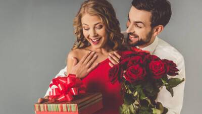 Не только розы: что подарить любимой в День влюбленных в Израиле