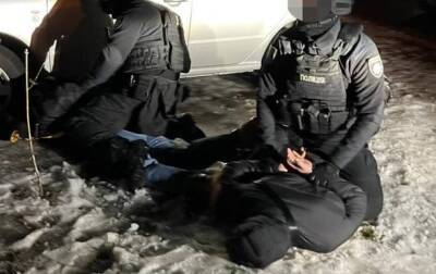 В Киеве задержали троих полицейских за похищение человека