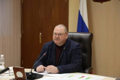 Олег Мельниченко поторопил глав районов с заключением договоров на благоустройство