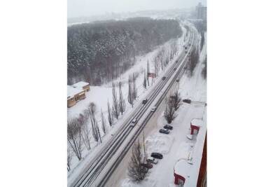 Снег в Йошкар-Оле убирают больше 80 единиц спецтехники