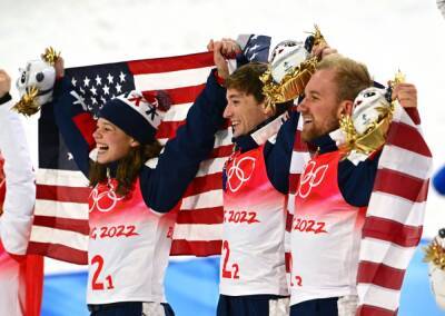 Сборная США стала первой в лыжной акробатике на Олимпиаде