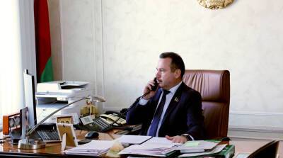 Сенатор Виктор Ананич: телефонные линии - это живая обратная связь с населением