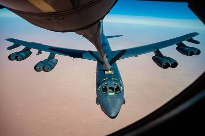 США перебросили в Европу четыре стратегических бомбардировщика