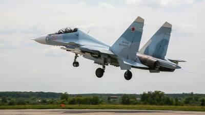 Полёты Су-30СМ и Су-35С прошли в ходе учений армий Белоруссии и России