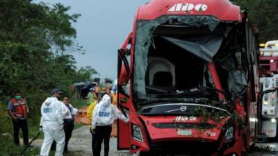 Ужасная авария в Мексике: погибло восемь человек, среди них немка; еще десять пассажиров в тяжелом состоянии