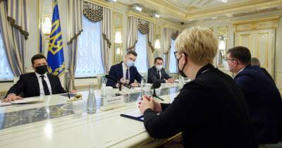 Зеленский обсудил с премьером Литвы ситуацию вокруг Украины (ФОТО)