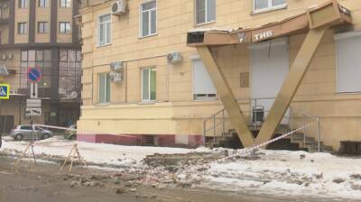 Воронежцы попросили оставить 16 разрушающихся балконов сталинки