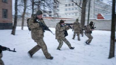 Постпред России в ОБСЕ: на Украине появляются новые группировки националистов
