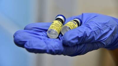 Франция отказалась обсуждать с Россией взаимное признание вакцин