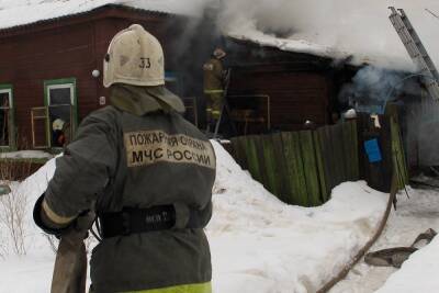 В Иванове пожар в частном доме тушили 37 человек - есть пострадавший