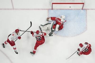 Сборная России по хоккею победила команду Дании на ОИ-2022