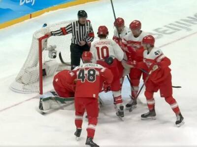 Российские хоккеисты на Олимпиаде «разгромили» датчан со счетом 2:0