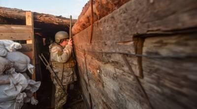 Война на Донбассе: боевики стреляли у Песков и Зайцевого