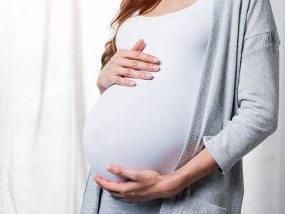Эпидемиолог предупредил о риске родить неполноценного ребенка из-за COVID-19
