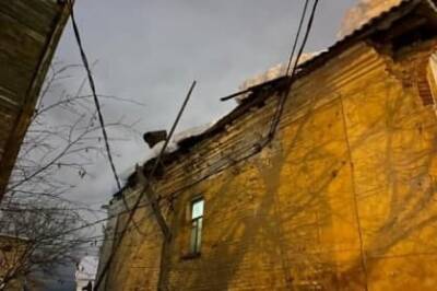 В Петербурге по факту падения стены на рабочего возбуждено уголовное дело