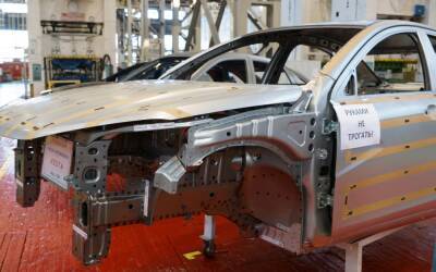 Завод Lada Ижевск: старт серийного производства Vesta 2022