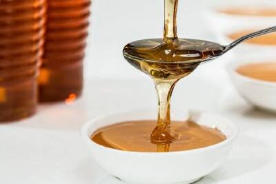 Мёд с опасными примесями обнаружили в Ростовской области