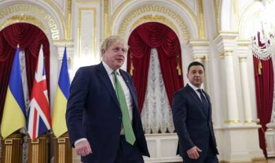 Как Великобритания подталкивает Европу к войне с Россией