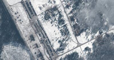 Россия начала разворачивать полевые медицинские лагеря в Беларуси (фото)