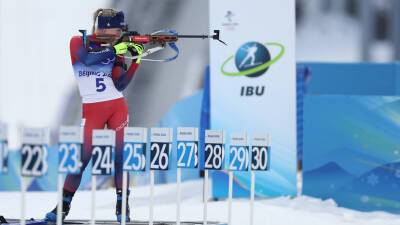 Норвежская биатлонистка Рёйселанд выиграла спринт на ОИ-2022, Резцова — шестая