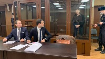 Пострадавшую в ДТП с блогером Билом консультанта ГД Артемову вызвали в суд для дачи показаний