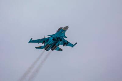 В Тверской области пилоты истребителей отработали атаку на вражескую систему ПВО
