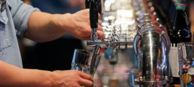 Власти Петрозаводска предлагают ужесточить наказание за ночную торговлю спиртным